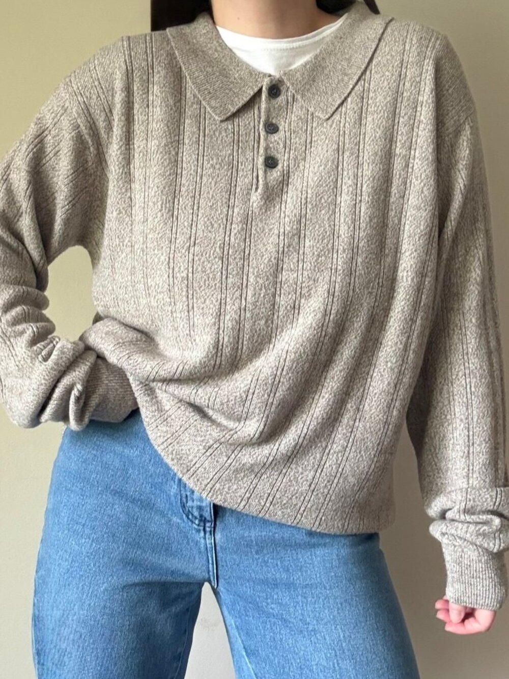 Vintage Knit Quarter Button-Up Collared Polo Sweater in Taupe